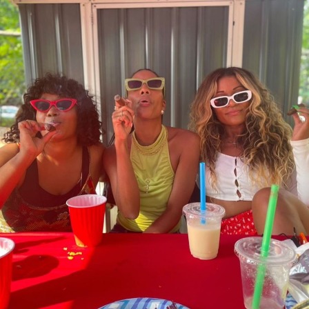 Numa Perrier in a lavish vacation in Cuba with her friends.